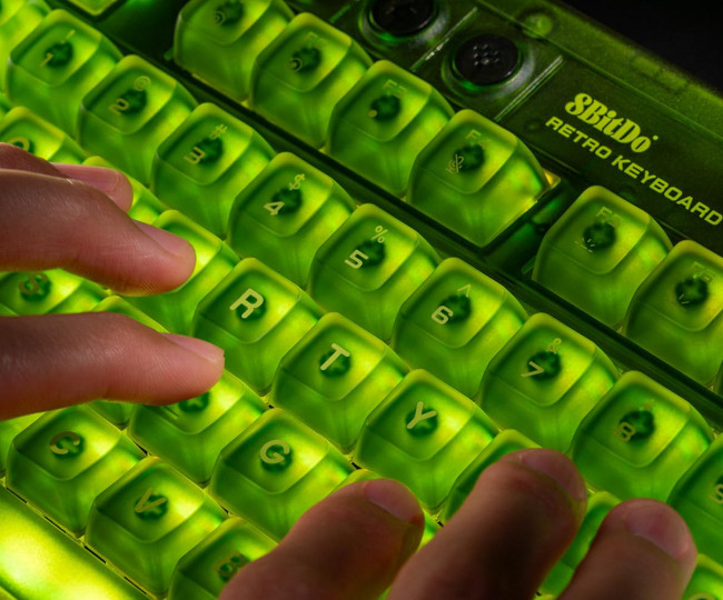 Механическая клавиатура 8BitDo Retro 87 с RGB-подсветкой, комбинированным подключением, Xbox Edition